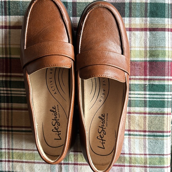 Lifestride loafers tan sz 8 - Picture 6 of 7